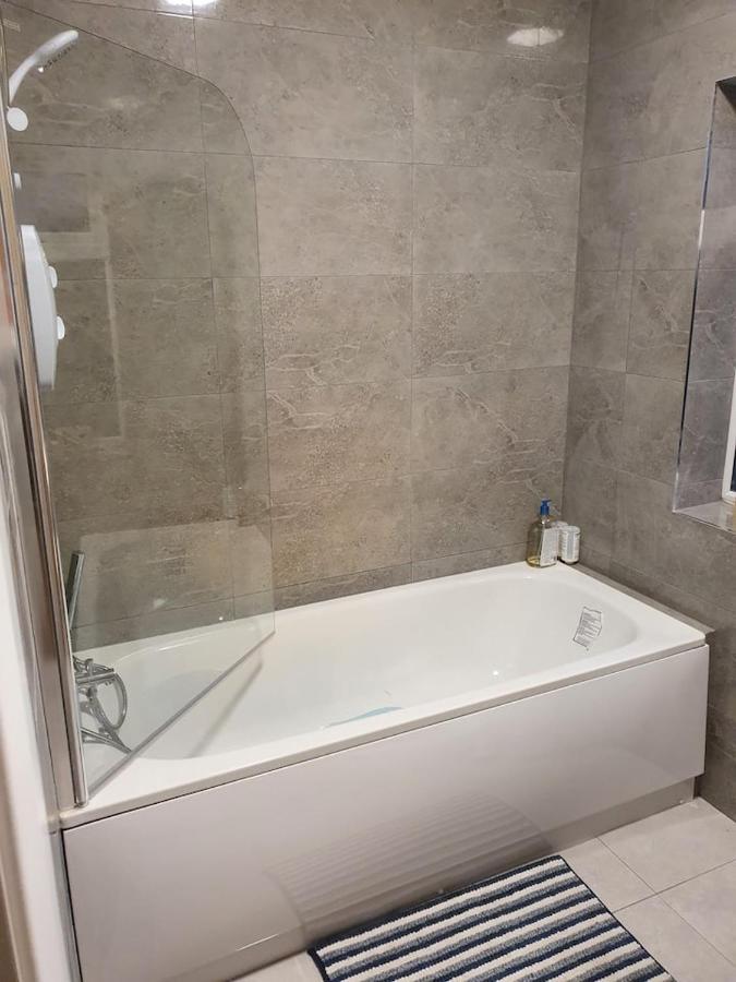 Private 3 Bedroom House Ideal For Family & Friends Киллибегс Экстерьер фото